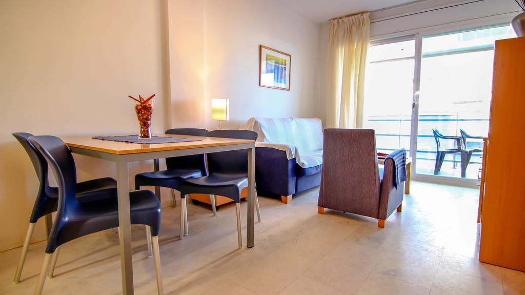 Apartamentos S'Abanell Central Park Blanes Room photo