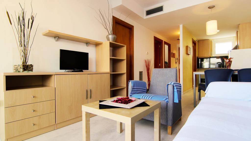 Apartamentos S'Abanell Central Park Blanes Room photo