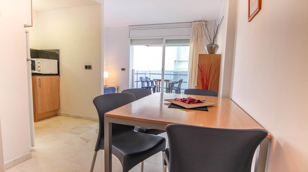 Apartamentos S'Abanell Central Park Blanes Room photo