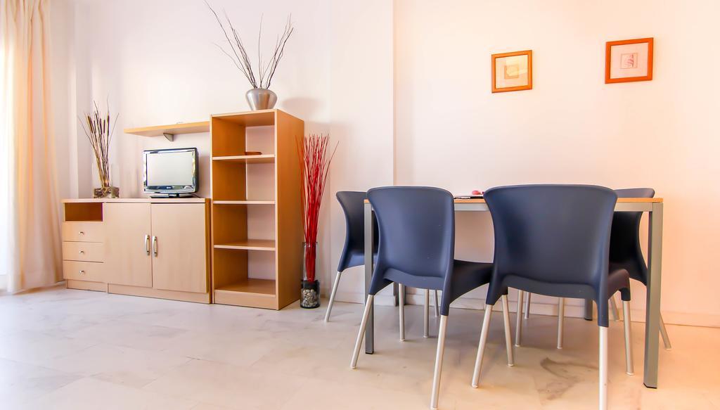 Apartamentos S'Abanell Central Park Blanes Room photo