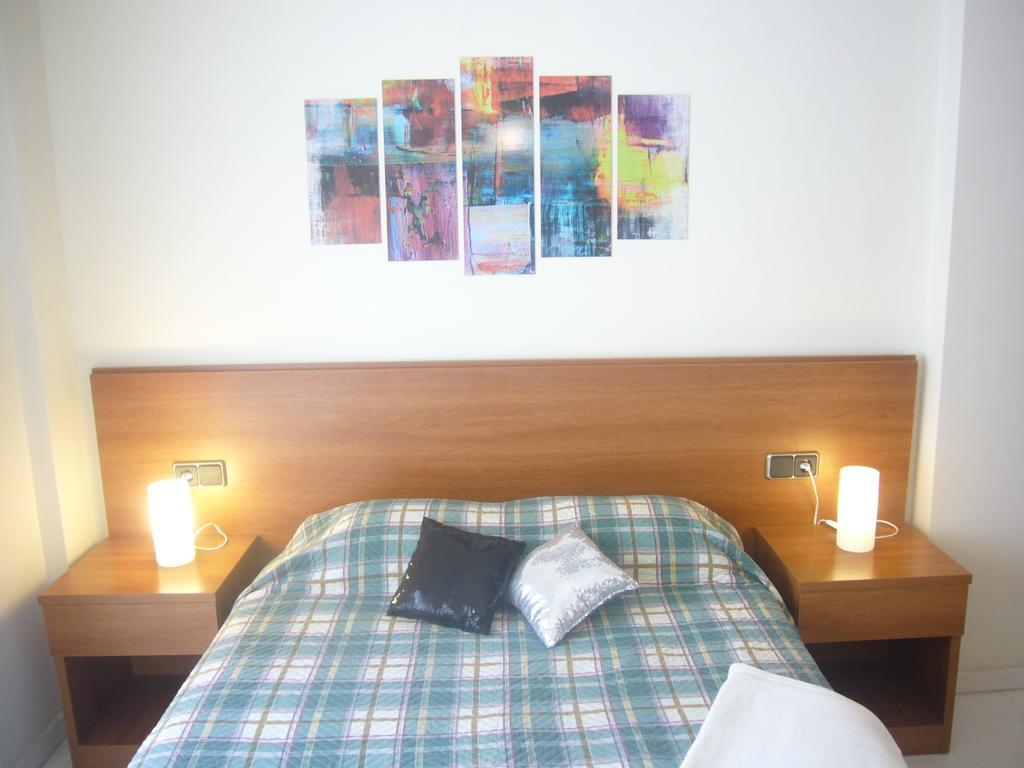 Apartamentos S'Abanell Central Park Blanes Room photo